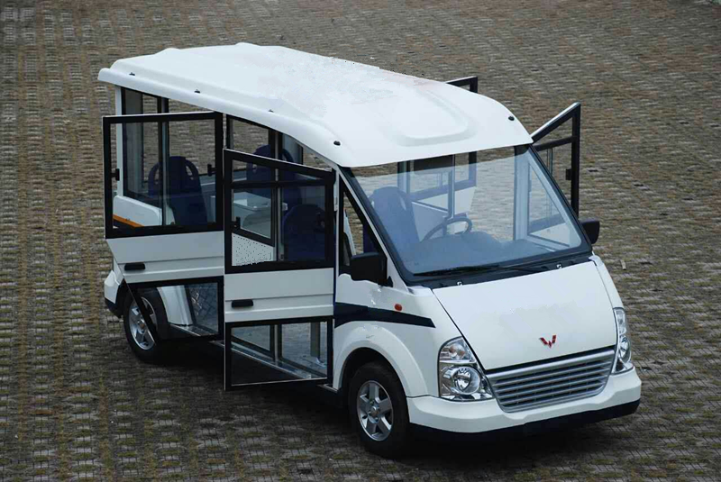 封閉電動巡邏車燃油車